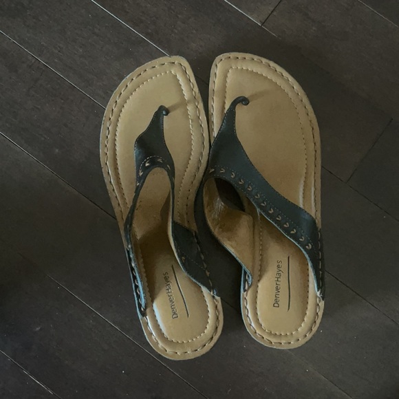 Denver Hayes Heel Sandals - Picture 3 of 5